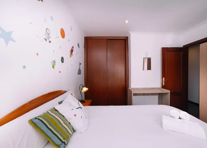 Apartment Clasico Y Luminoso En By Vigo